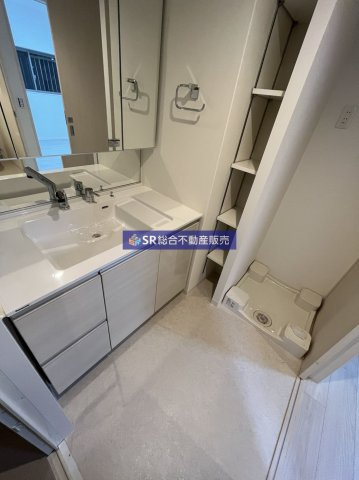 【エステムコート布施ステーションフラッツの脱衣場】