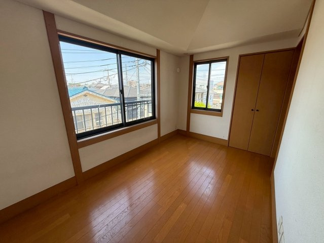 洋室5帖・収納付きで、お部屋がすっきり片付きます