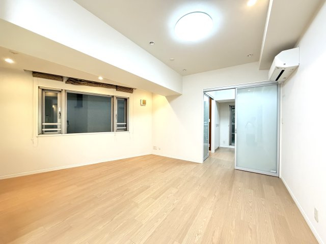 広々としたリビングダイニング！角部屋なので開放感のある間取り！