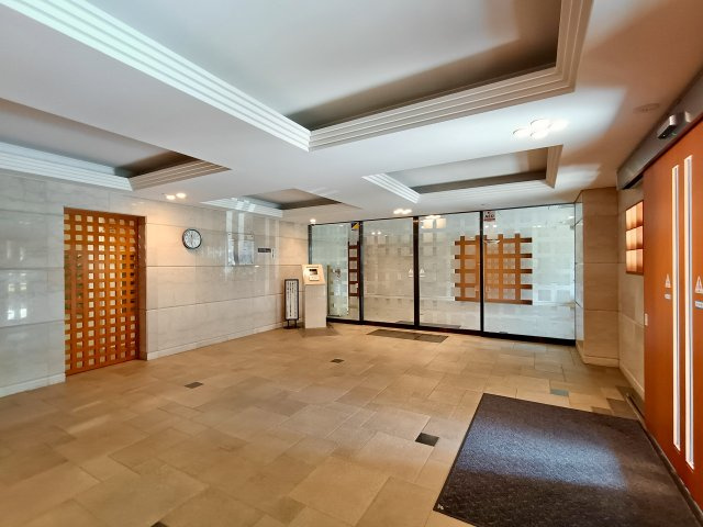 【エントランス】