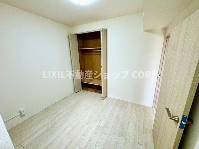 全居室に収納を完備しておりますので、居室の全空間を有効活用出来ます。　