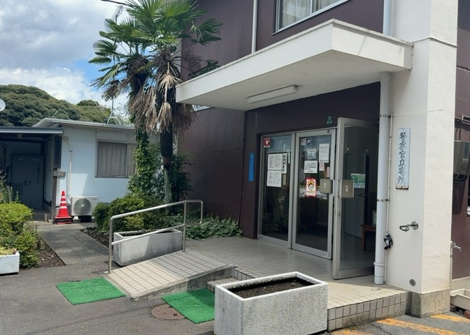 管理員日勤体制のマンションのため、共用部分の清掃やトラブル対応など細やかな管理がなされています。エントランス近くに管理室があり、居住者の安心で快適なマンションライフをしっかりとサポートします。