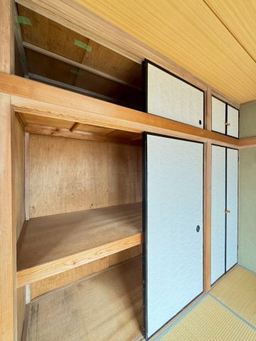 一階和室押入