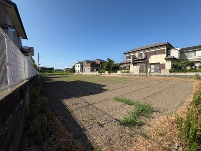 敷地約299坪・自由設計で夢のマイホームはいかがでしょうか！ご家族のライフスタイルに合わせた自由設計が可能です！当社無料の間取り作成も承ります！建物イメージや資金計画などお気軽にご相談ください。