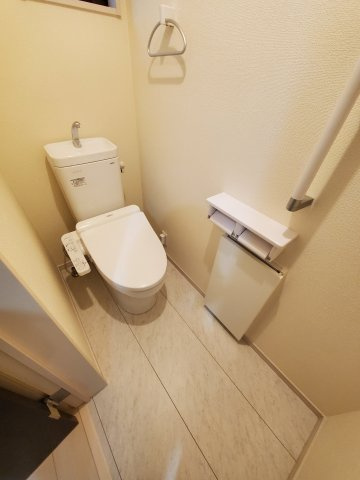 落ち着いたトイレです