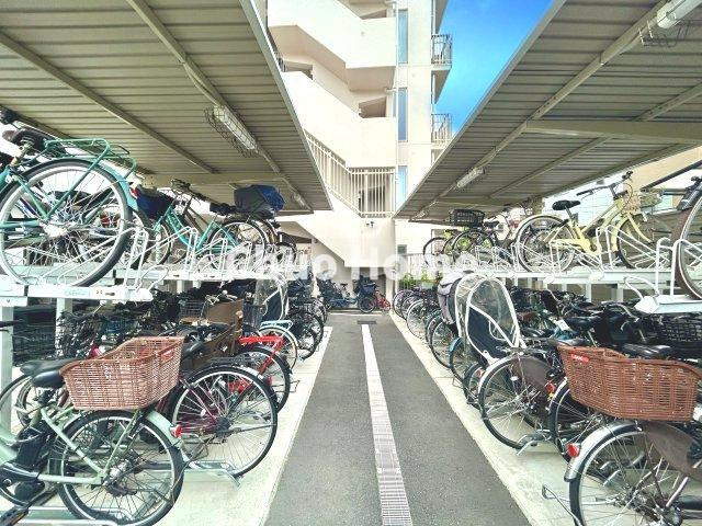 【自転車置き場】最新の空き状況や費用などの詳細は担当スタッフまでお問い合わせください。