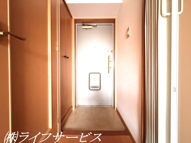 玄関／シューズボックス有