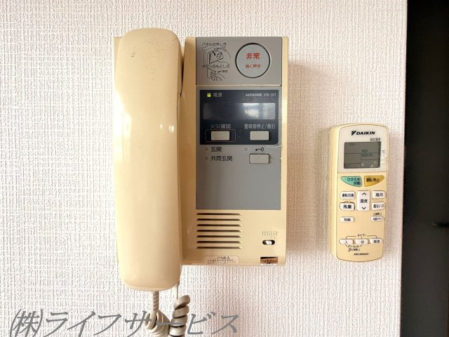 インターホン
