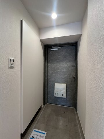 落ち着いた玄関です