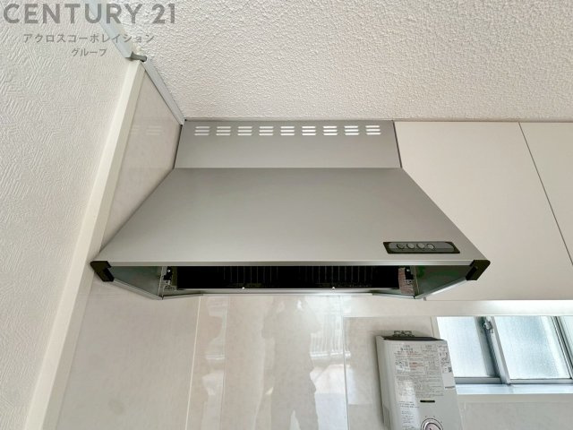 パワフルな吸引力で調理中の臭気等をしっかり処理してくれ、室内を快適に保ってくれます。　