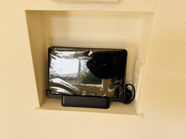 ～TVモニター付インターホン機能もある多機能タブレット～