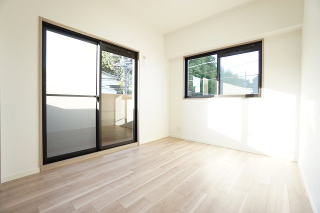 約5.4帖の洋室です！