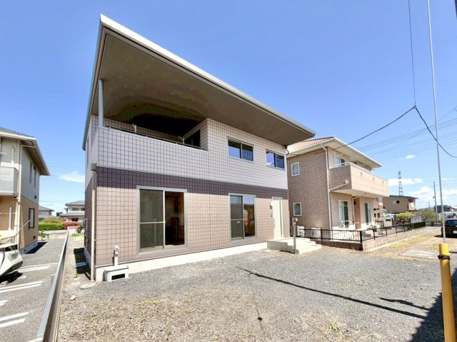 ■外観｜特徴のある個性的な住まいと美しい街並み、そして住みやすい環境を、ぜひ現地でご覧になりませんか。お気軽にお問合せください(^^)　