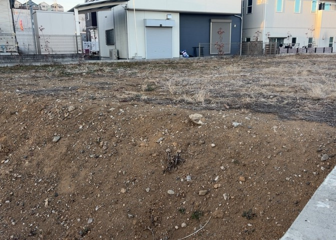 土地探しをしていると都市計画区域という言葉を目にすると思います。法律によって、都道府県知事や国土交通大臣が指定するエリアのことを指しており、都市計画区域は市街化区域と市街化調整区域に分けられています。