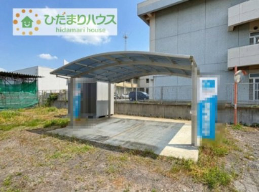 マイホームなら駐車場代がかかりません！しかも、自宅の駐車場で洗車ができます！今までコイン洗車に行っていた手間も省けて、節約にもつながります(^^♪
