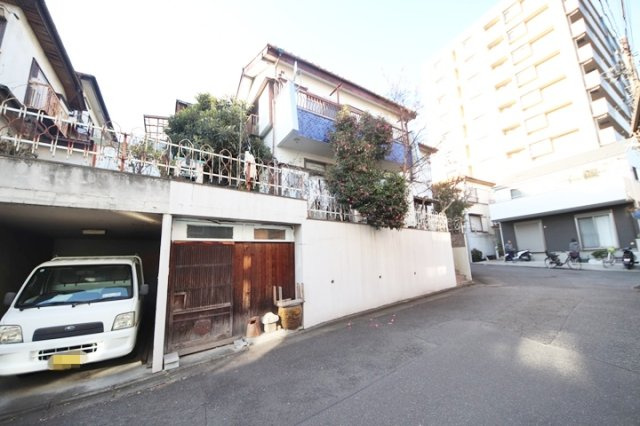 豊かな緑が広がる落ち着いた住環境です　