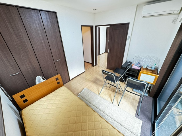 お子様のいるご家庭にはほしい子供部屋です！　クローゼットも付いておりますので荷物が多くても安心です　