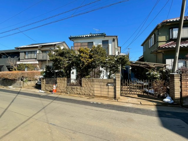 土地だけ先に押さえて、建築はじっくり検討も可能。資金計画やライフプランに合わせて、納得の家づくりができる“建築条件なし”の売地です。