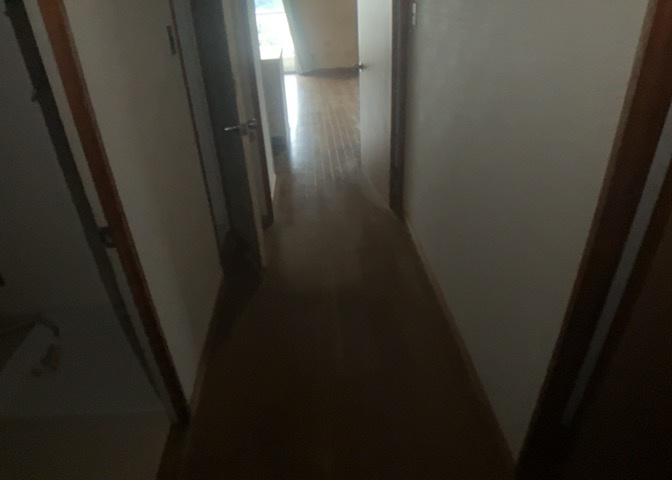 内装はとにかくおしゃれなものがいい！と選ぶ前に、まず住んだ後のことを想像してみましょう。住んでみたらコンセントの位置が悪くて使いにくいなど出てきます。事前にどの家電をどこに置くか想定しておきましょう。