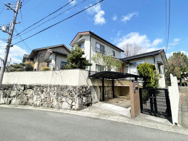 外観：326000243041