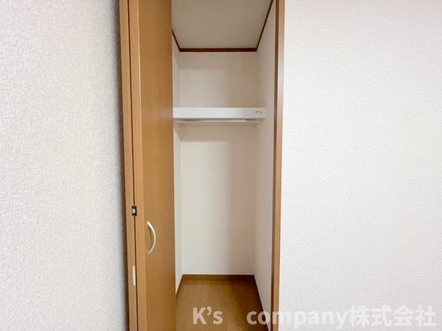 洋室5.2帖の収納スペース◇