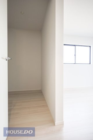 【収納】現地完成写真。しっかり収納がついております！