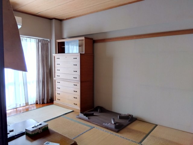 6畳の陽当たりの良い和室。現地（2026年8月）撮影