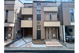板橋区東新町２丁目　中古戸建ての外観