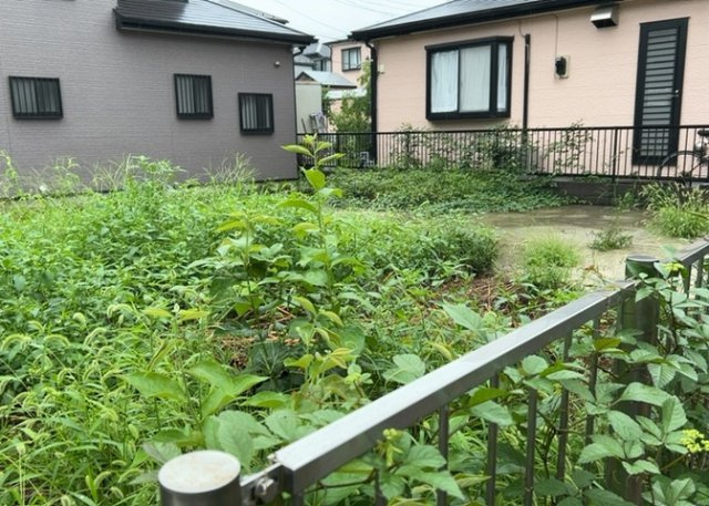 家を建てる前提で土地を探している場合、地盤の丈夫さは譲れない条件の一つです。地盤が脆弱だと追加工事が必要となります。また、過去に地盤沈下や液状化現象を起こした土地は、できるだけ避けた方がいいでしょう。