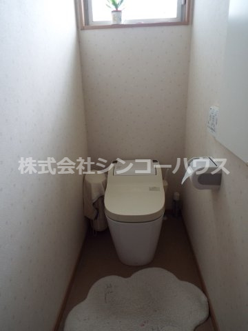 1階と2階にトイレがあります。