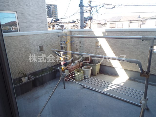 バルコニーにもゆとりがありますね。