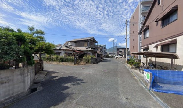 【中曽根六丁目（7期）の前面道路含む現地写真】