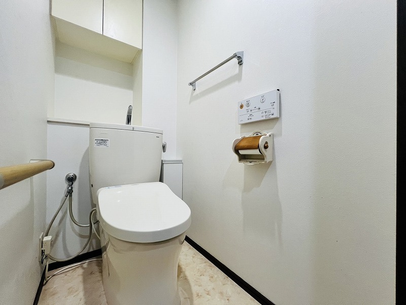 清潔感のある快適なトイレ空間。毎日使う場所だからこそ、心地よさにこだわりました。