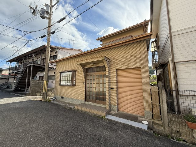 外観：328000555249