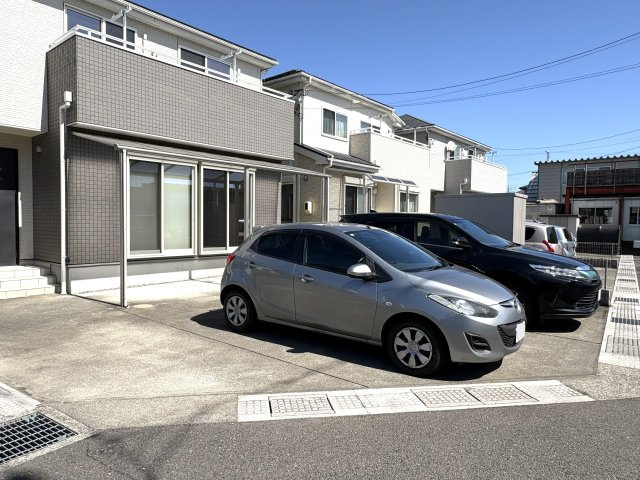 駐車場になります♪3台駐車可能になります♪