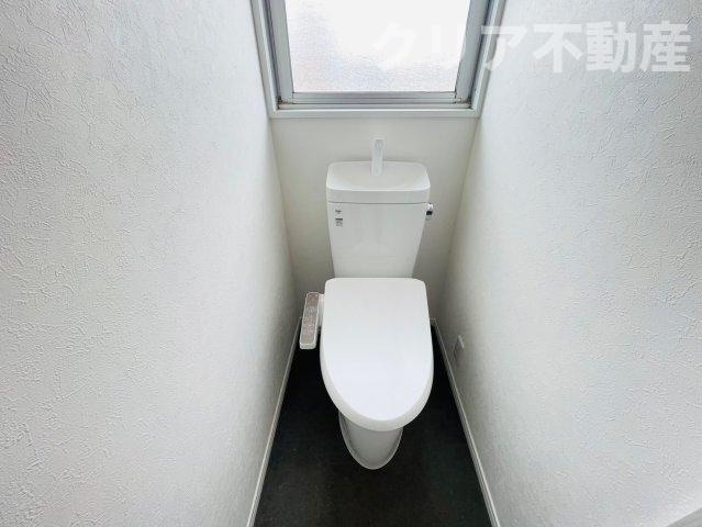 2F