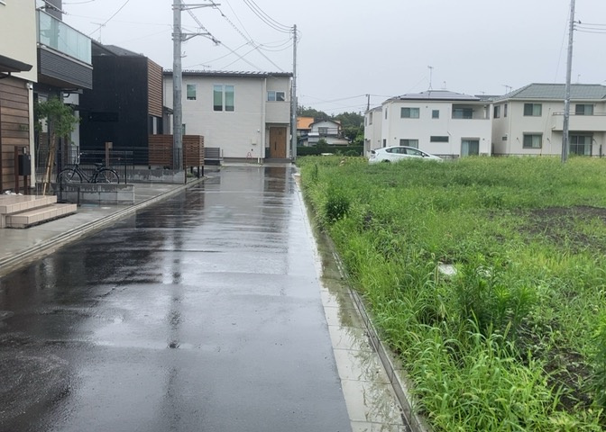 土地探しをしていると都市計画区域という言葉を目にすると思います。法律によって、都道府県知事や国土交通大臣が指定するエリアのことを指しており、都市計画区域は市街化区域と市街化調整区域に分けられています。