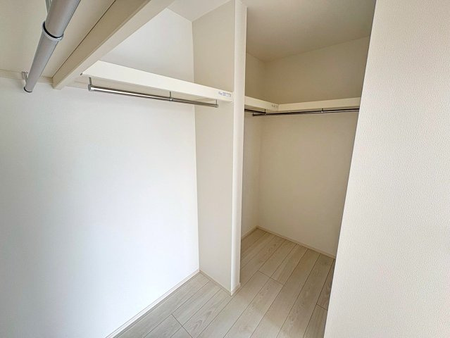 ウォークインクローゼット　