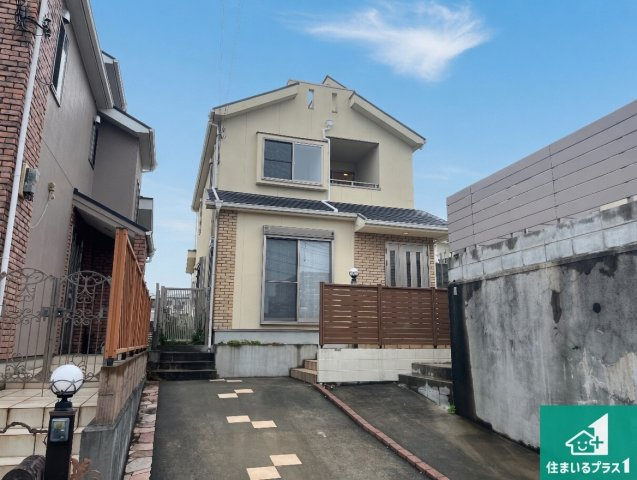 周辺は落ち着いた街並みの住宅地！子育てがしやすい住環境です！気になることがありましたら、お気軽にお問い合わせください！