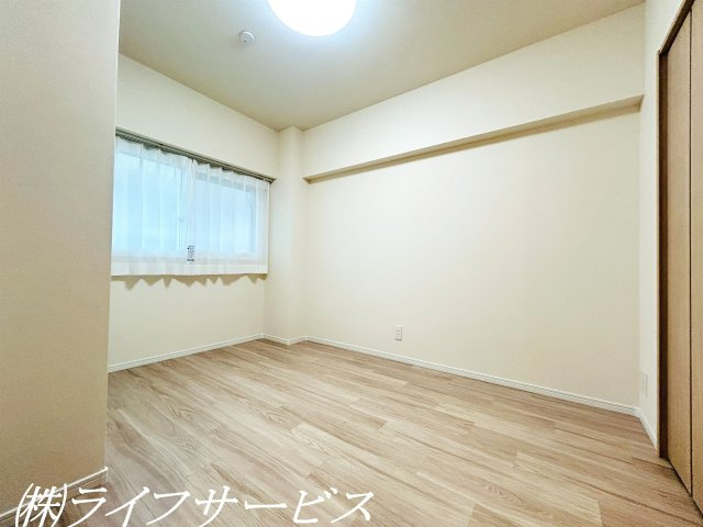 洋室5.1帖/クローゼット有