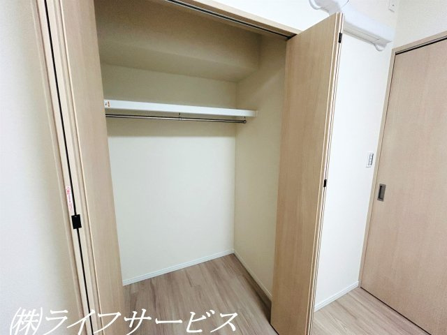 洋室5.1帖/クローゼット有