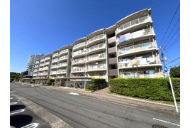 多摩ニュータウン落合団地4-2の外観