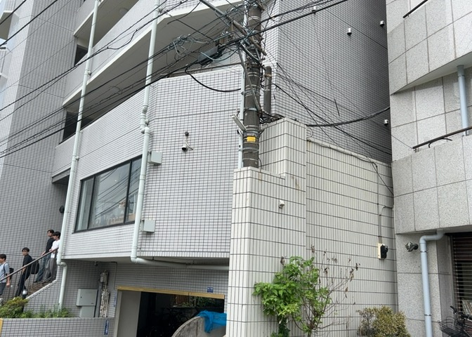 ＳＲＣ造は強度や耐震性の面でもRC造と比べて優れています。そのため、10階建以上の高層または超高層マンションなどの建築にも多く採用されています。柱や梁などのサイズが小さくても高い耐震性を確保できます。