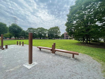 多摩市立乞田・ふれあい広場まで徒歩10分　
