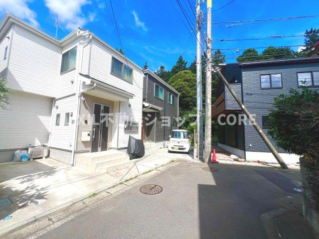 閑静な住宅地で子育て家族にピッタリ。ゆとりある住環境が整っています。