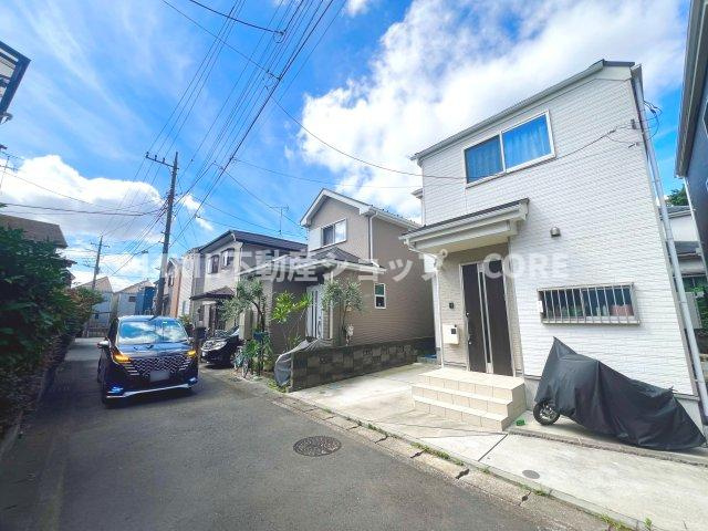 明るい日差しに包まれる住宅で新しい暮らしを始めませんか？お問合せお待ちしております。