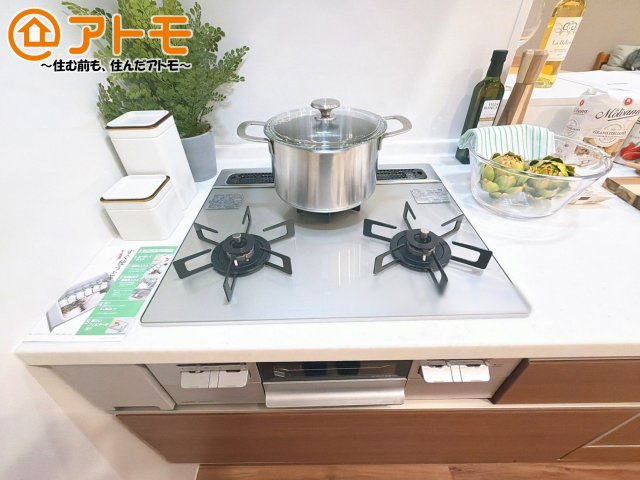 3口コンロは使い勝手がよくお料理も楽しくなりそうです♪
