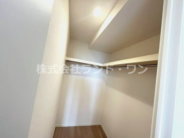 洋室7帖　ウォークインクローゼット