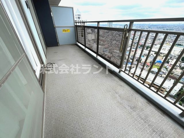 南西向きで陽当たり良好です