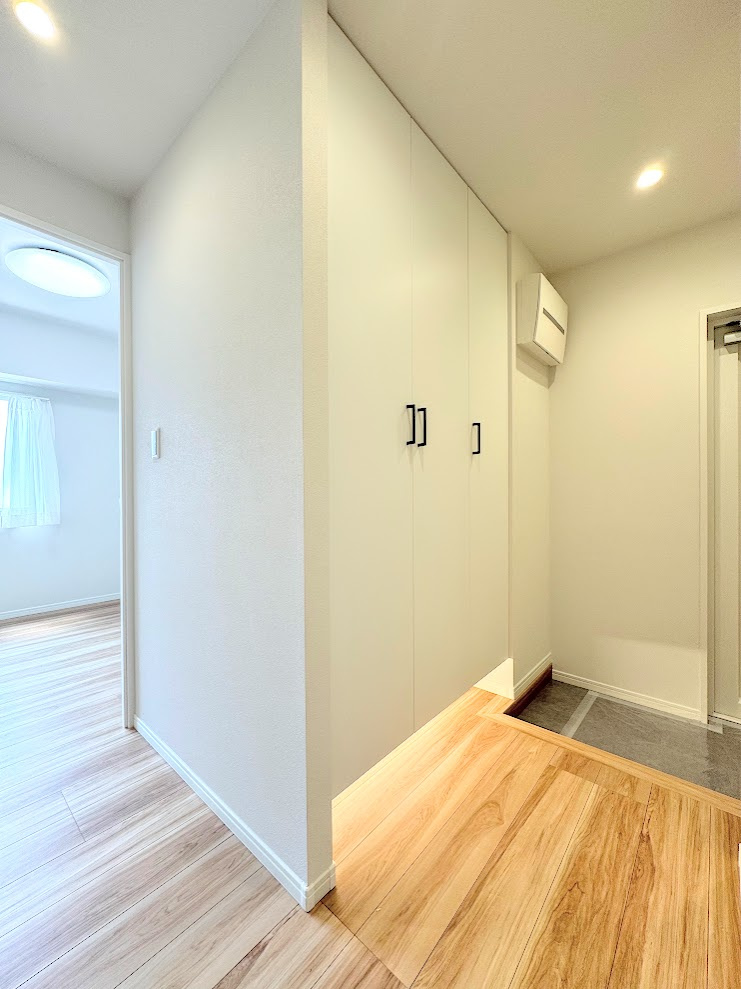 ◆トールサイズのシューズボックスは大容量収納が可能ですので、ご家族の靴をラクラクお片づけ♪